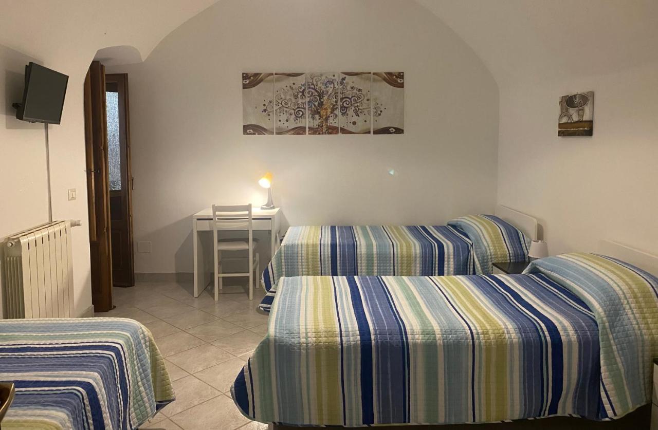 La Fanciulla Velca Apartment Tarquinia Exterior foto